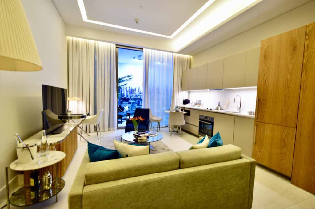SLS Dubai Hotel & Residences – image 4 of 13