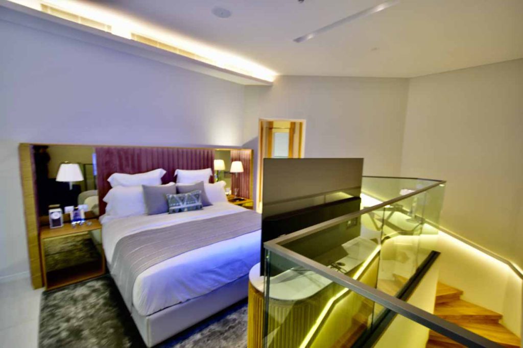 SLS Dubai Hotel & Residences – image 7 of 13
