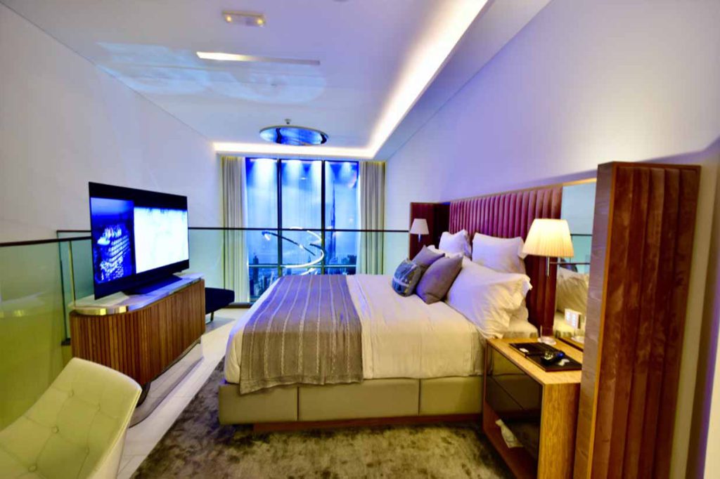 SLS Dubai Hotel & Residences – image 8 of 13
